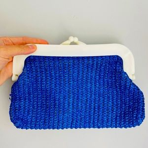 Vintage 1950s 1960s vibrant blue woven and white clasp clutch bag